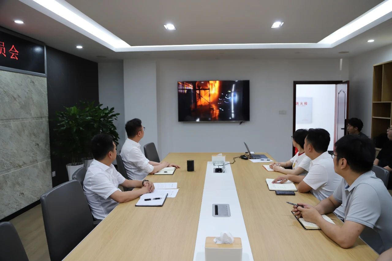 c7e6c1d9-4027-44a2-9904-47f2e0251ccb