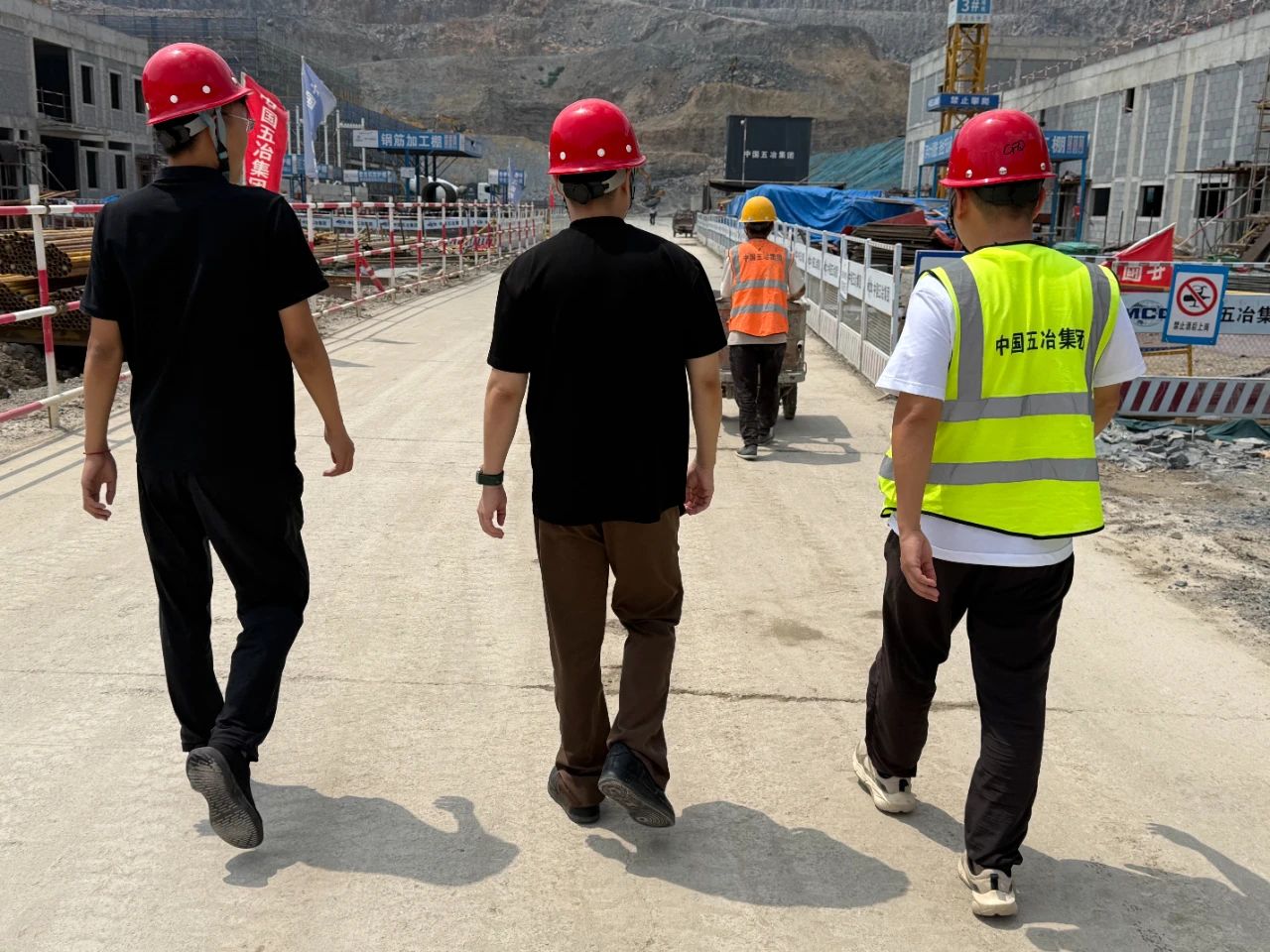 6b5eca81-f25e-4cd6-a564-b1854181adfc 6b5eca81-f25e-4cd6-a564-b1854181adfc